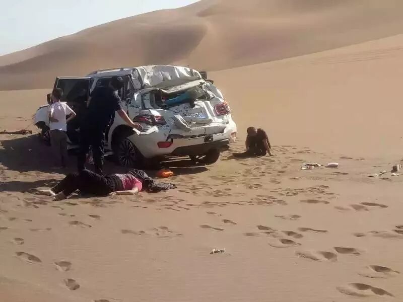 今天库木塔格沙漠又发生重大越野事故,1死4伤!