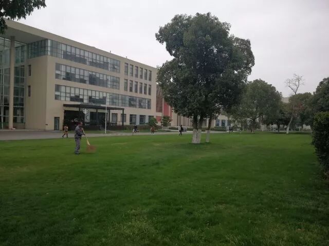 宁波诺丁汉大学一年费用大概多少_宁波大学诺丁汉大学学费_宁波诺丁汉大学收费标准