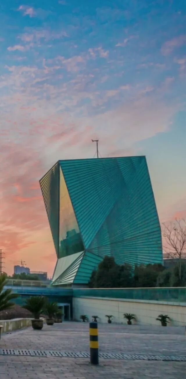 宁波诺丁汉大学一年费用大概多少_宁波大学诺丁汉大学学费_宁波诺丁汉大学收费标准