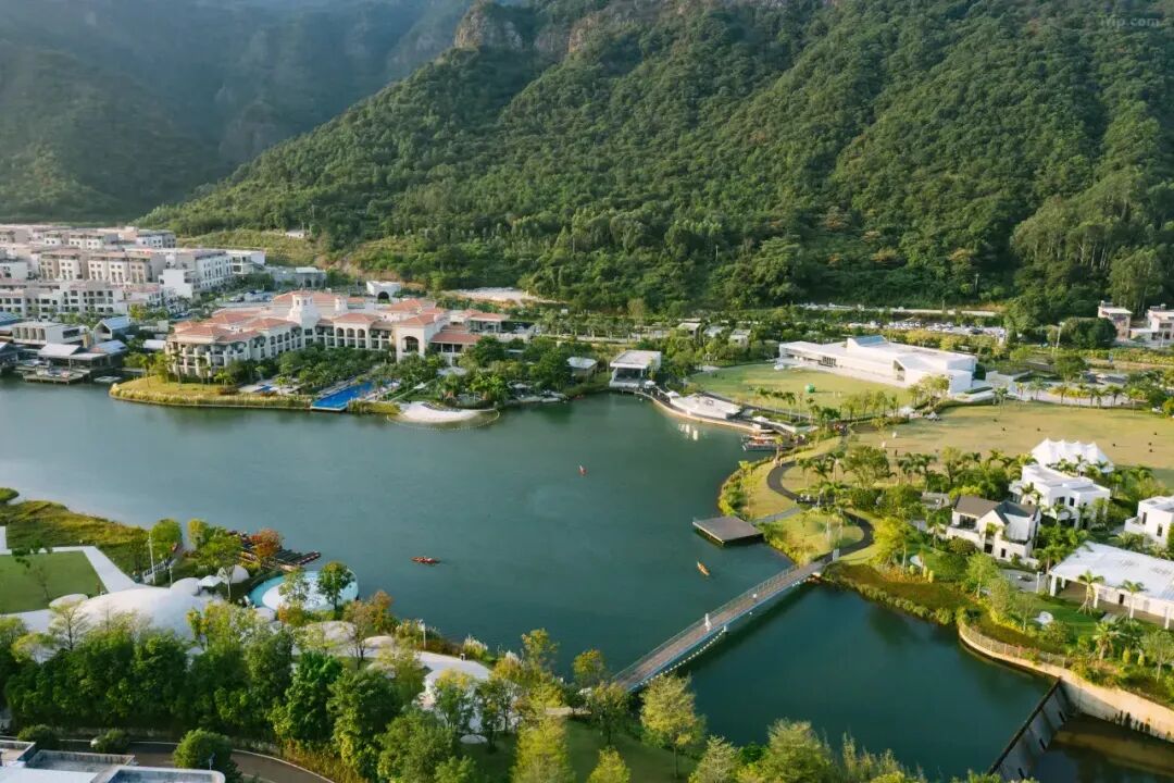 河源春沐源度假区大师班底温泉亲子乐园 899元起2小时直达暑期