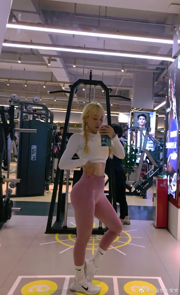 【美女】90后国产极品泰拳女教练私照曝光，萝莉脸+性感身材这谁顶得住啊（组图） - 27