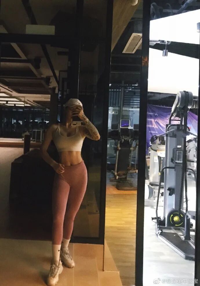 【美女】90后国产极品泰拳女教练私照曝光，萝莉脸+性感身材这谁顶得住啊（组图） - 18