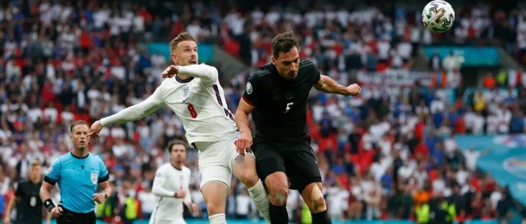 长短视频，球场交锋