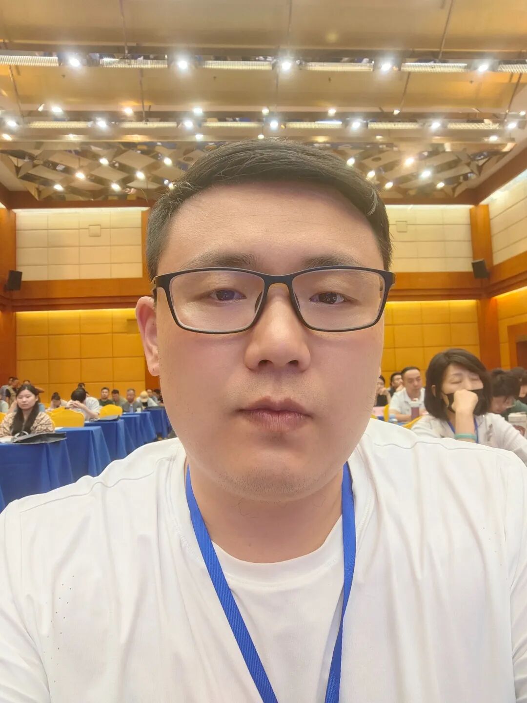 方晓东.jpg