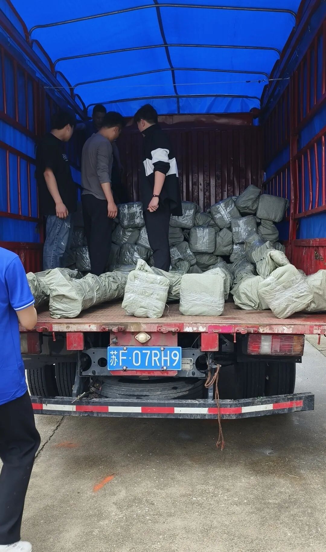 “智”造未來(lái) | 太陽(yáng)能聲光報(bào)警器助力智慧工地建設(shè)