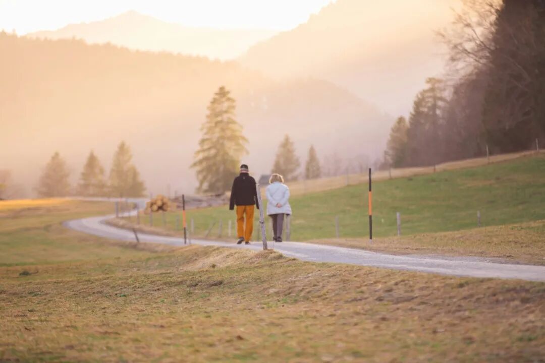 wedding-dreamz-bLINhI-khtc-unsplash.jpg