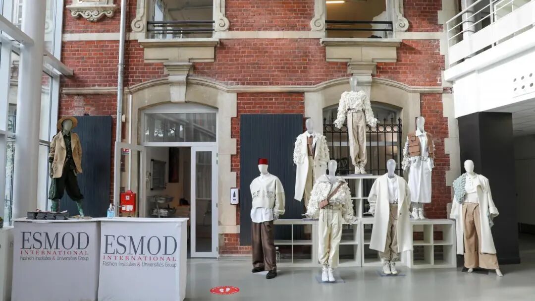 Photos : Les étudiants d’ESMOD font leur rentrée - Nord Eclair