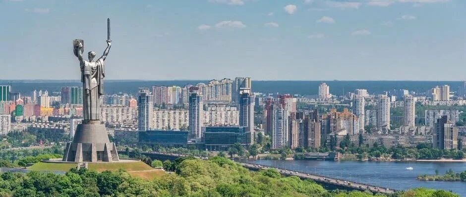 历史上被轮番统治的乌克兰，30年经济发展为何“玩了个寂寞”?