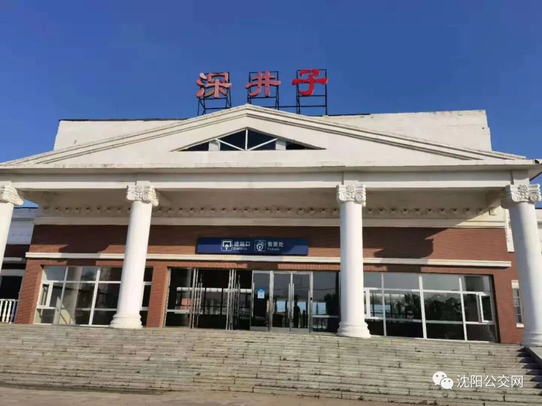 6月24日该趟车还正常停靠深井子,大官屯两站,但从6月25日开始就取消这