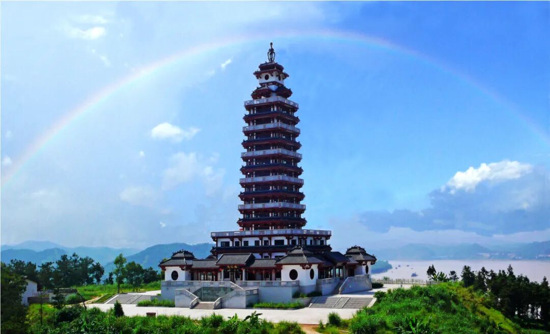 您好这里是封开请收下这张招商引资的新名片