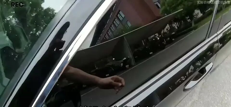 本田雅阁车门内饰和座椅细节