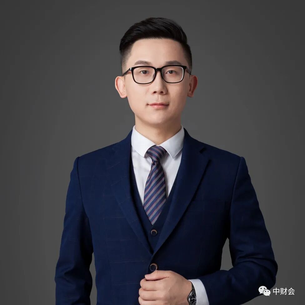 葛芸顾铮铮郭云霄胡超俊胡应汇胡振明黄鹏黄曦计金芳李佳桃李婧雯