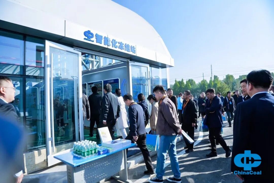 进门口 已进.jpg