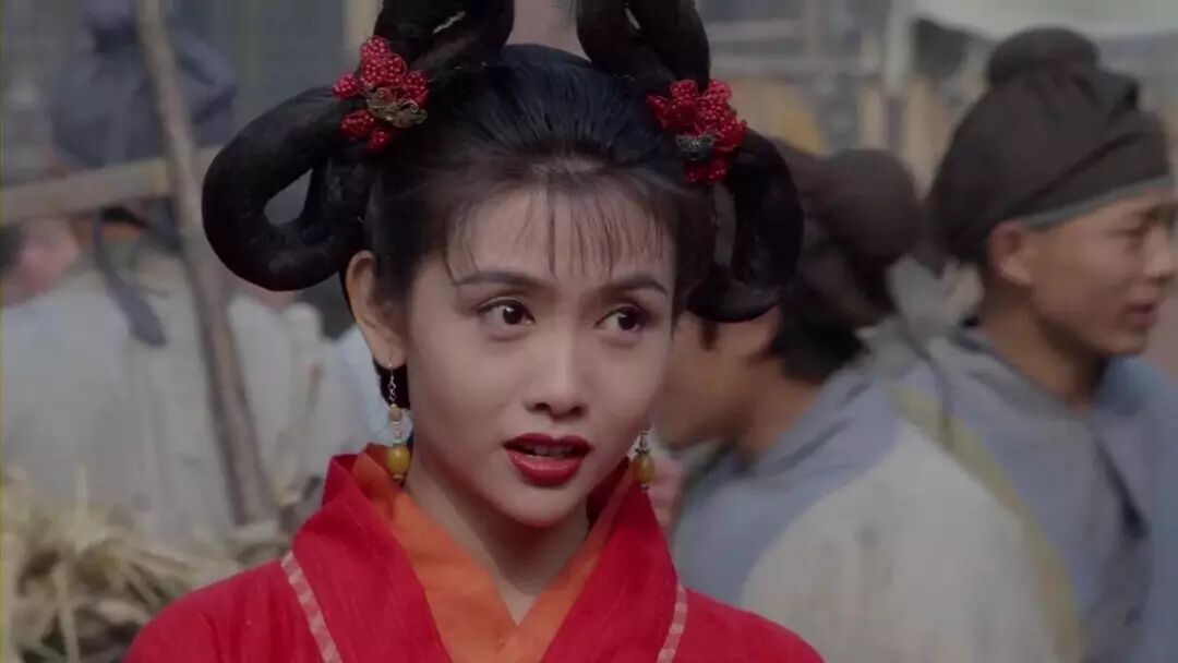 金庸写出过黄蓉,任盈盈,霍青桐,但晚年接受采访,说自己最爱的是小昭.