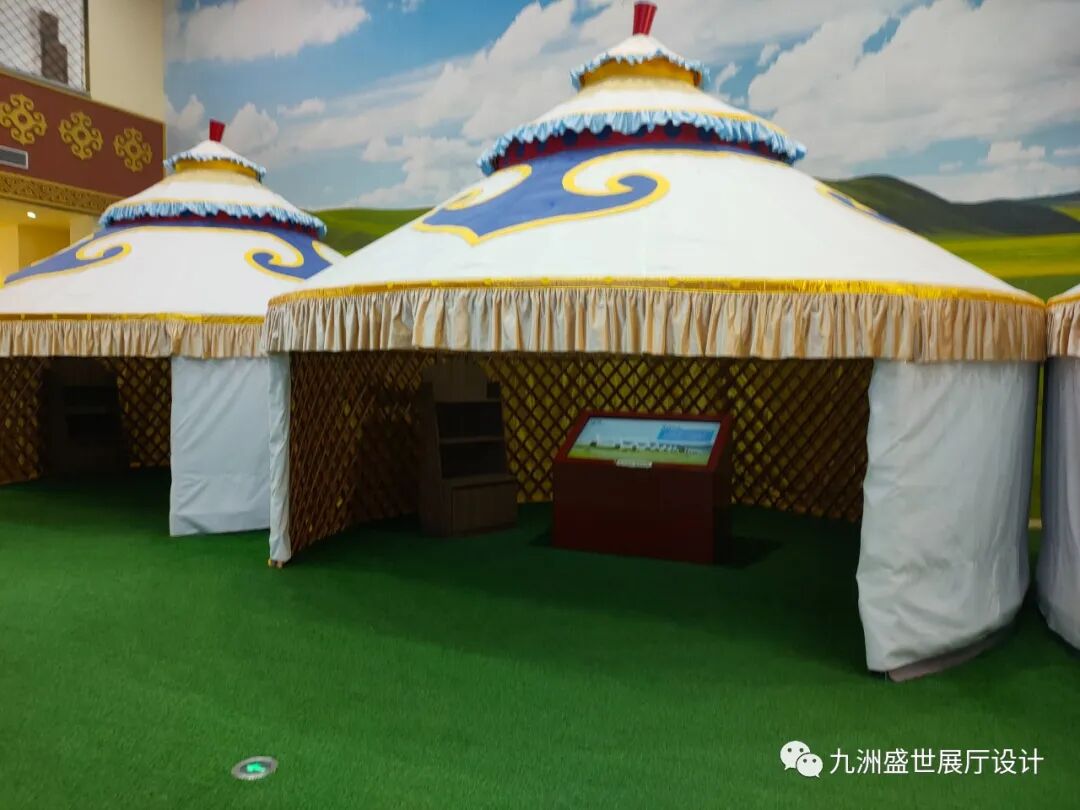 九洲盛世設(shè)計(jì)部跟隨市區(qū)領(lǐng)導(dǎo)蒞臨青島上合之珠國(guó)際博覽中心參觀世界各國(guó)國(guó)家展館(圖21)