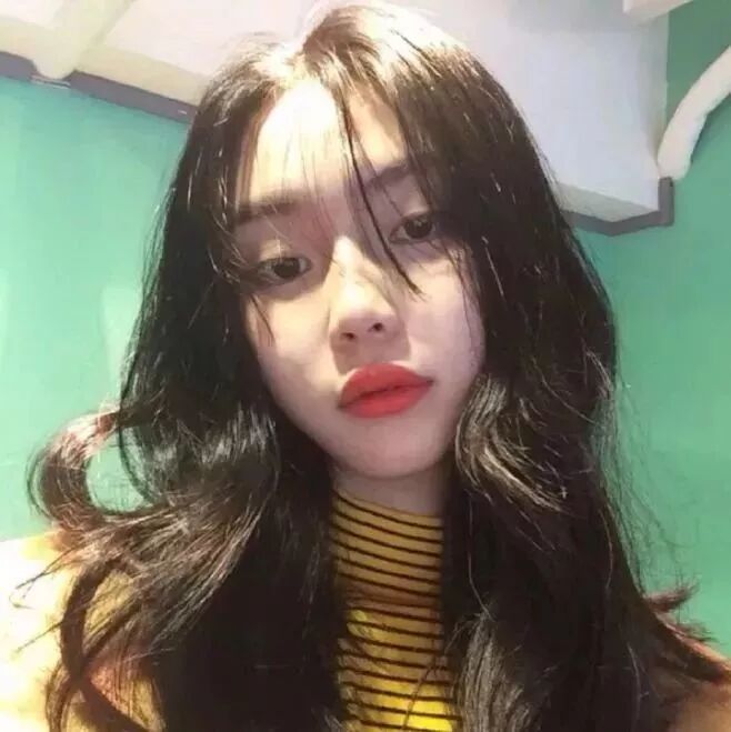 发型别瞎选了，快套用这个模板，显瘦又显高!