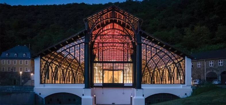 【钢结构·建筑】如何设计出像鸟儿一样轻盈的建筑？（一）