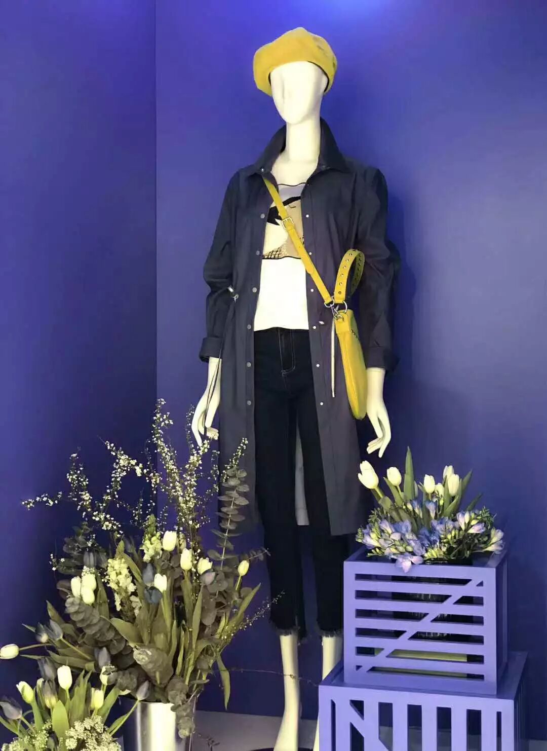 姹紫嫣红终归——蓝(图9)