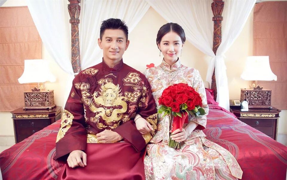 明星也爱的中式婚纱，让你美如仙女