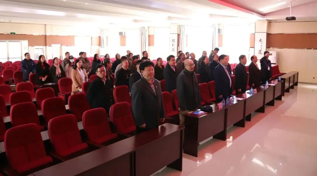 ​内蒙古师范大学赤峰市校友联络处成立