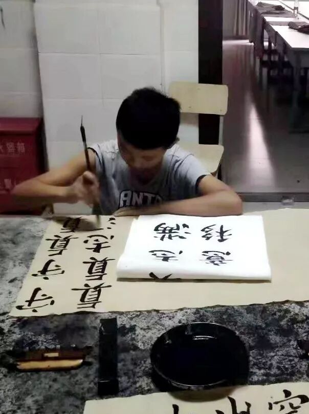 小学生硬笔书法作品_小学书法比赛作品图片_硬笔行硬笔行书书法欣赏行