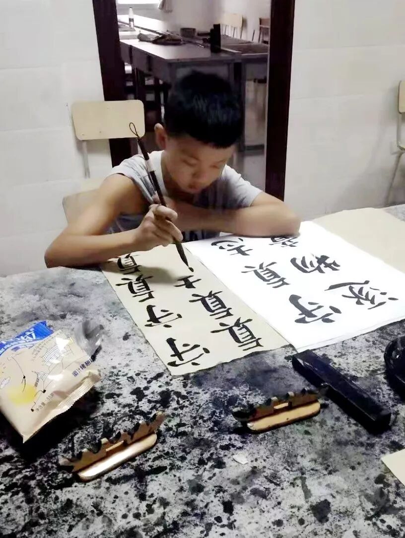 小学生硬笔书法作品_小学书法比赛作品图片_硬笔行硬笔行书书法欣赏行