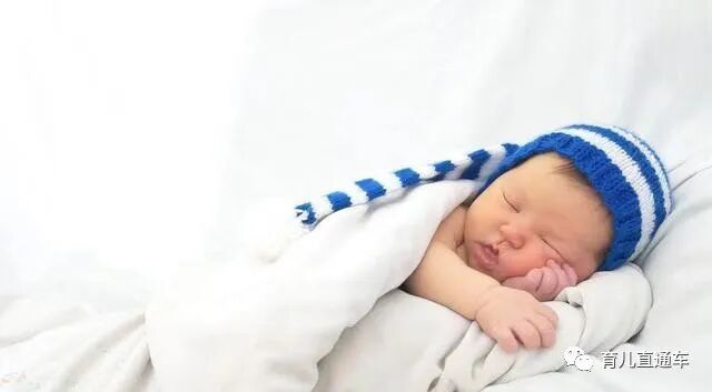 剪脐带用什么剪刀新生儿脐带“咔嚓”一剪刀，妈妈疼还是宝宝疼？答案你可能想不到_https://www.jmylbn.com_新闻资讯_第7张