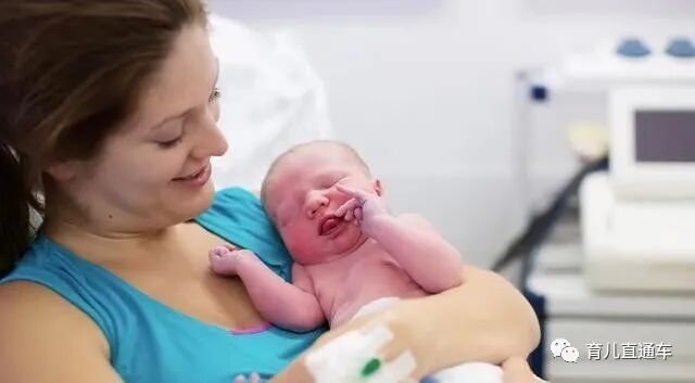 剪脐带用什么剪刀新生儿脐带“咔嚓”一剪刀，妈妈疼还是宝宝疼？答案你可能想不到_https://www.jmylbn.com_新闻资讯_第8张