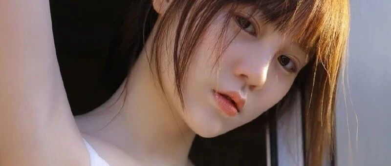 搞笑GIF：累也不趴着睡，这就是它的责任