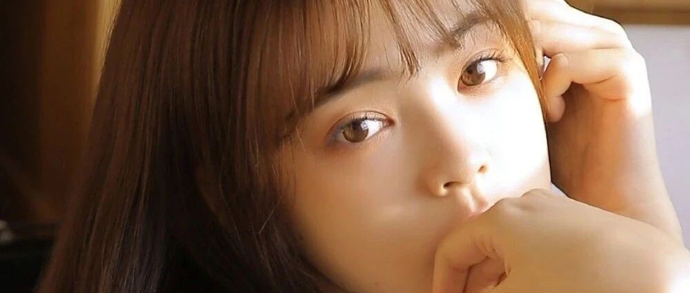 搞笑GIF：看看人家养的鱼，绝对是鱼中的贵族