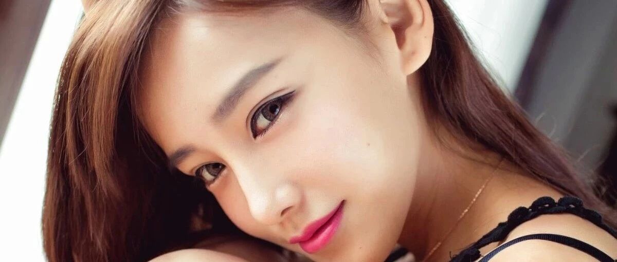 搞笑GIF：陪女朋友来练习舞蹈，我感觉可能会劈腿啊