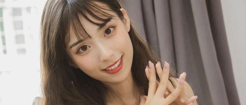 搞笑GIF：我竟看不出这是一条狗，还是一头虎，还是斑马