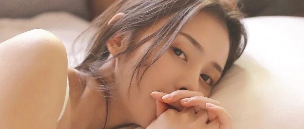 搞笑GIF：太美了！多看看就知道了！