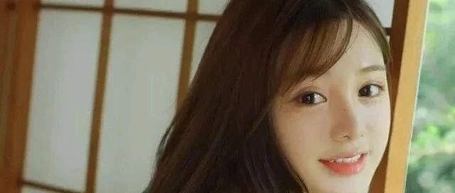 搞笑GIF：来一起带上耳机，让耳朵怀孕！