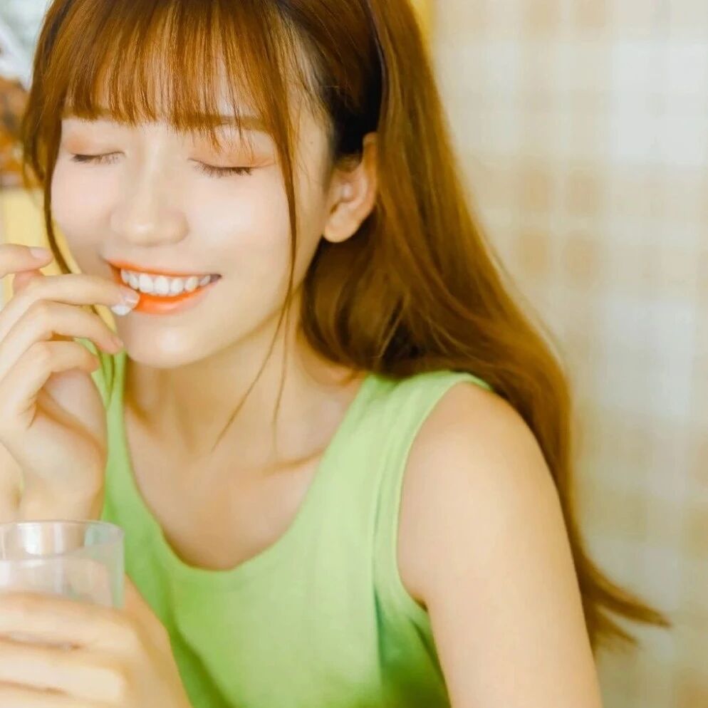 八哥：好浓烈的味道，盖住，盖住！