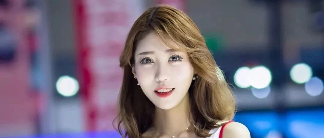 搞笑GIF：兄弟我想问下，你这丈母娘还缺男朋友不