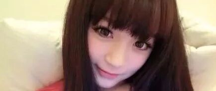 搞笑GIF：这是大王见过最绝望的哈士奇了，吼吼吼!