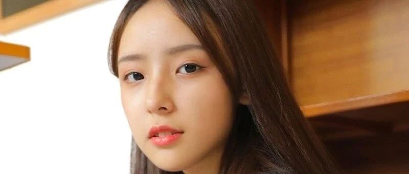 搞笑GIF：给女朋友发明的抢红包生气，结果被骂臭流氓