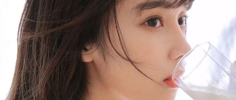 搞笑GIF：海底捞服务最好，不接受反驳哈哈哈！