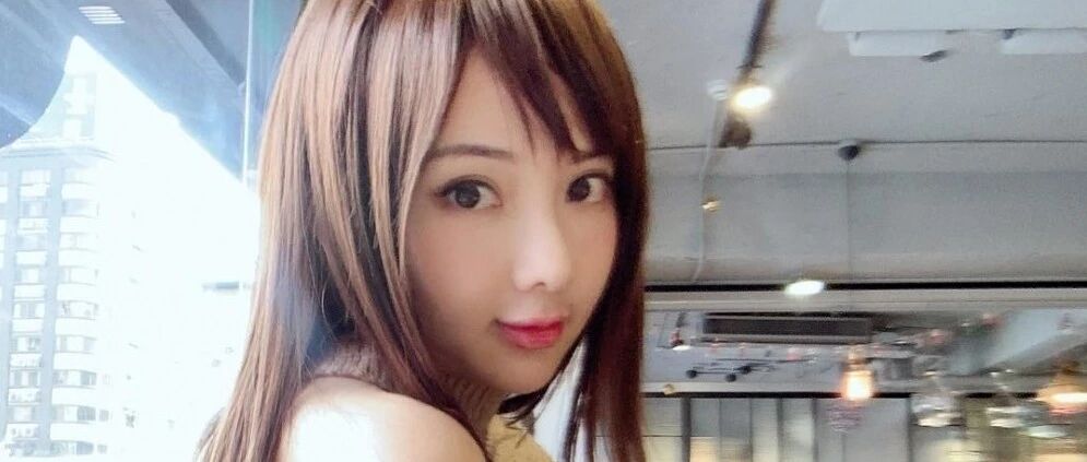 搞笑GIF：挖掘机做法现场，这个司机​是个法师啊！