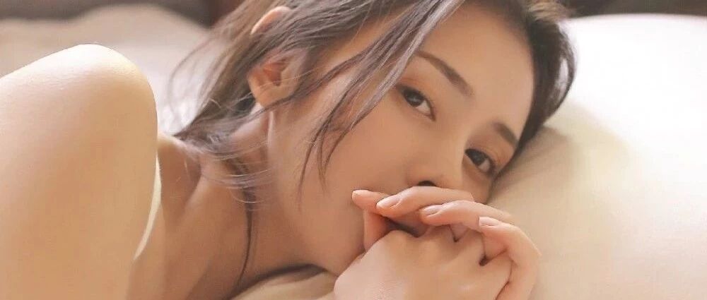 搞笑GIF：跟你说过多少次，来我们东北你别自己开车来