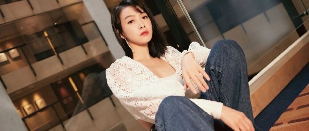 搞笑GIF：这是在布置什么禁制吗，我也不敢轻易靠近