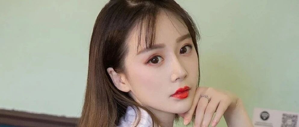 搞笑GIF：头一次觉得坐在自行车上笑，也比坐在宝马车里哭更幸福！！