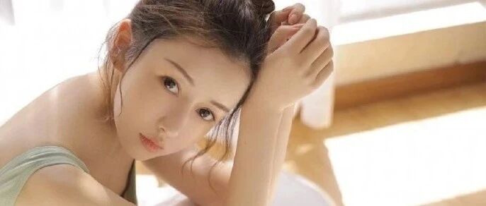 搞笑GIF：给你吃还瞪我！信不信我把你煮了！