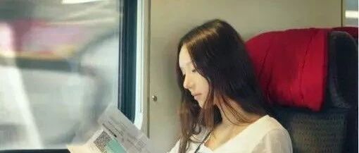 搞笑GIF：吃货们快来啊，最后一道菜一起吃！