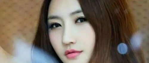 搞笑GIF：吃饭就吃饭，哪里来这么多戏！