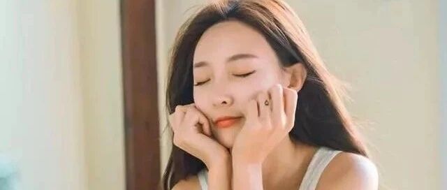 搞笑GIF：这样的女汉子，娶回家你都不敢说离婚