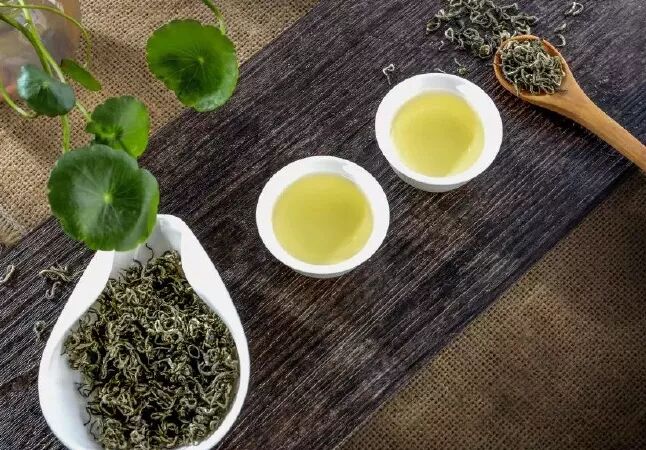 茶，因不珍惜而凉