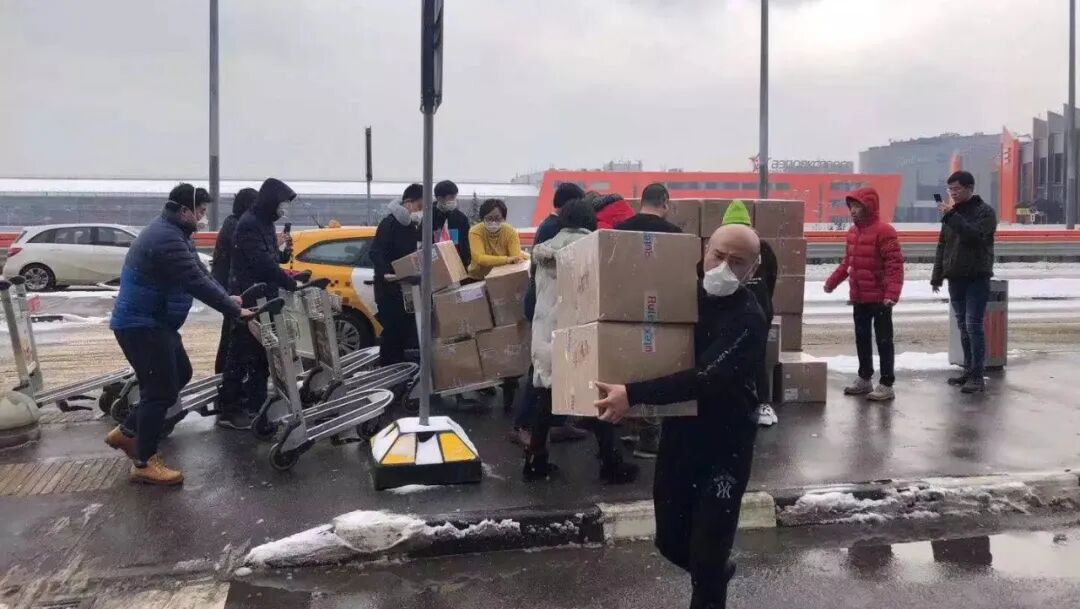 海外华人和留学生回国，为何成了“过街老鼠”？（组图） - 18