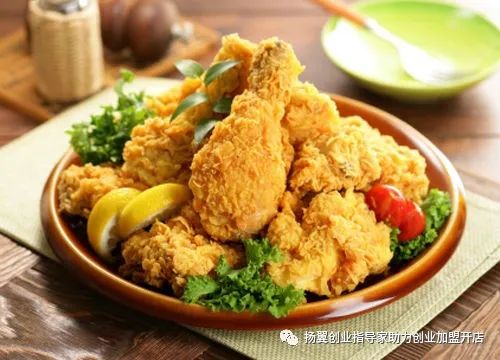 炸鸡加盟费多少钱
